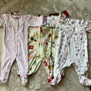 6-9 month footie pajamas- washed but never worn!